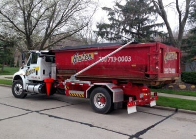 Estes Truck with Dumpster Container